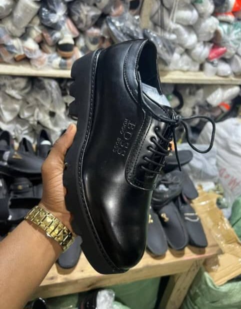 Men's Leather Derby Shoe